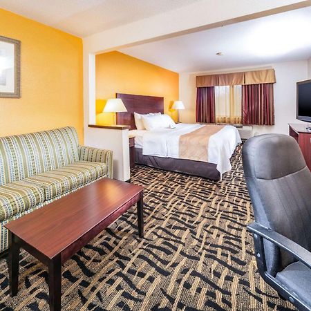 Quality Inn & Suites Danville Ngoại thất bức ảnh