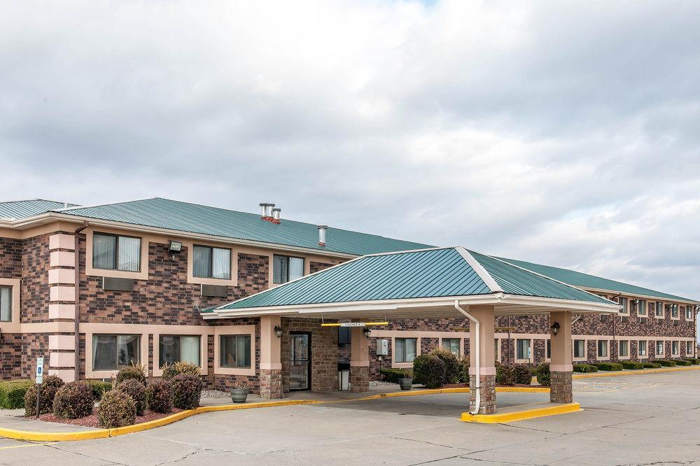 Quality Inn & Suites Danville Ngoại thất bức ảnh