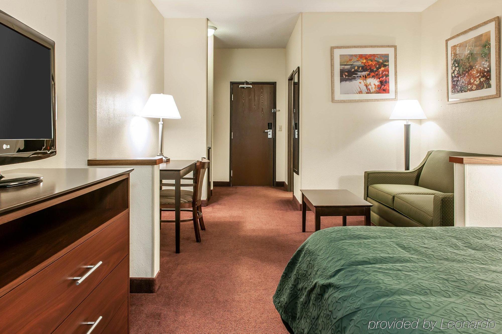 Quality Inn & Suites Danville Ngoại thất bức ảnh
