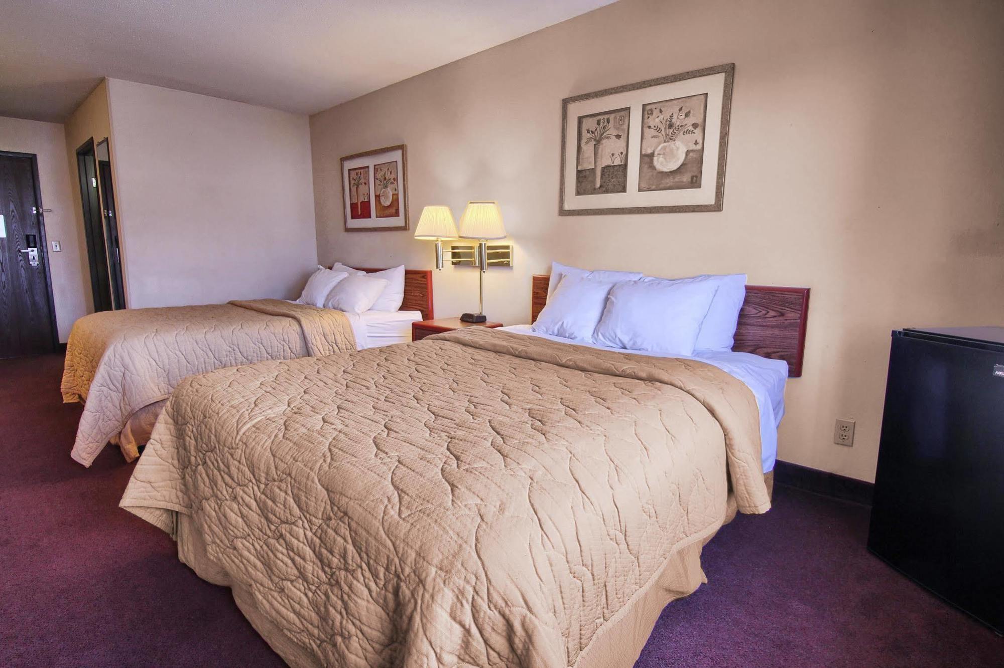 Quality Inn & Suites Danville Ngoại thất bức ảnh