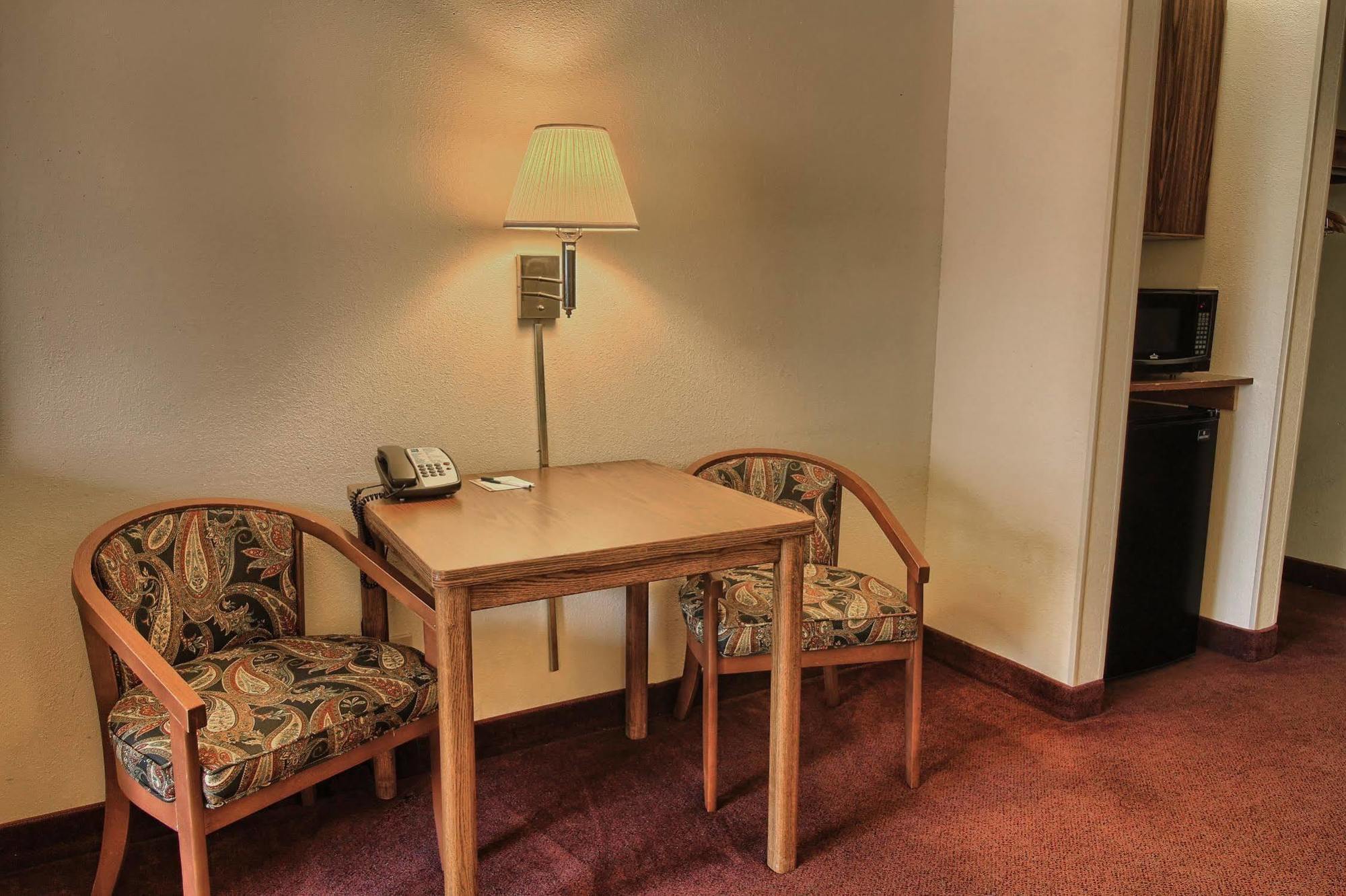 Quality Inn & Suites Danville Ngoại thất bức ảnh