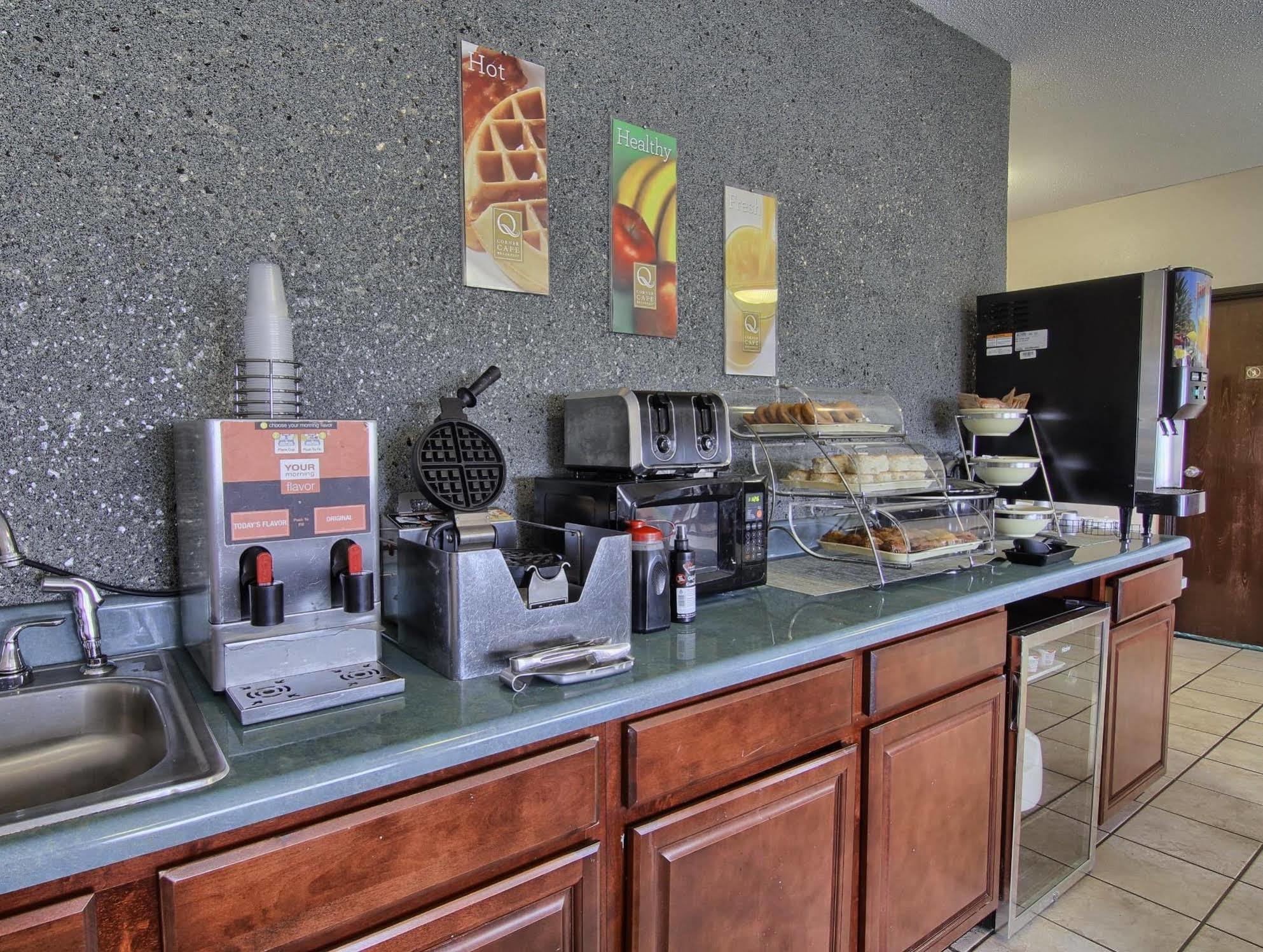 Quality Inn & Suites Danville Ngoại thất bức ảnh