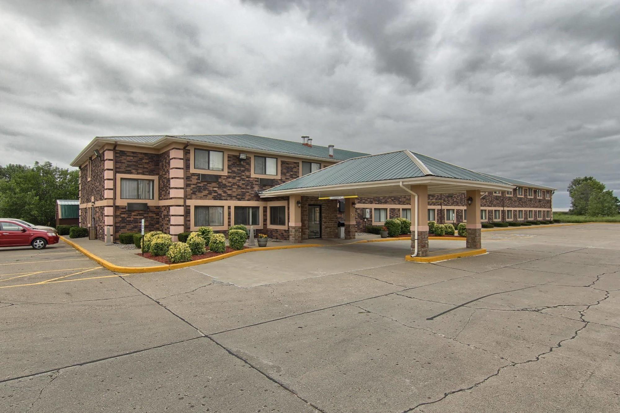 Quality Inn & Suites Danville Ngoại thất bức ảnh